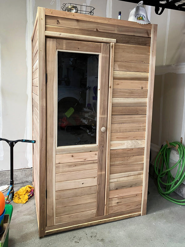 4' x 4' Cedar Outdoor Sauna